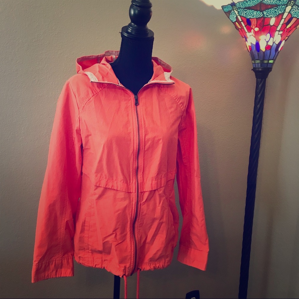 Columbia Windbreaker, size medium. Adorable!